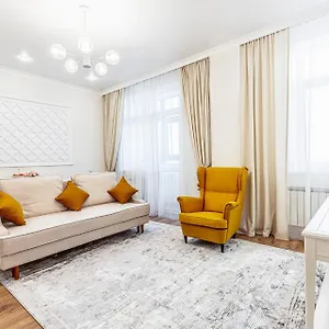 Апартаменты Lux Of The Capital - класса люкc в столице, Астана
